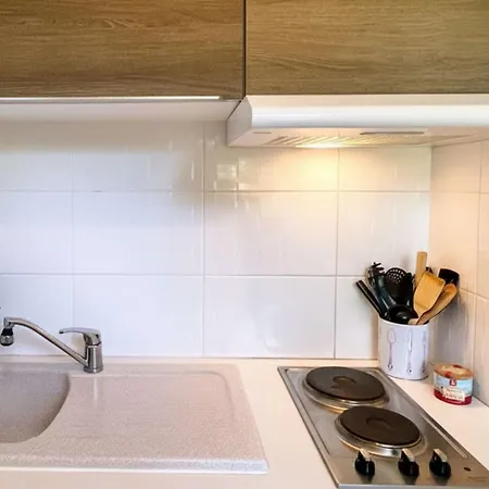Apartamento Rénové à 150m De La Avec Vélos Et Animaux Acceptés - Fr-1-494-199